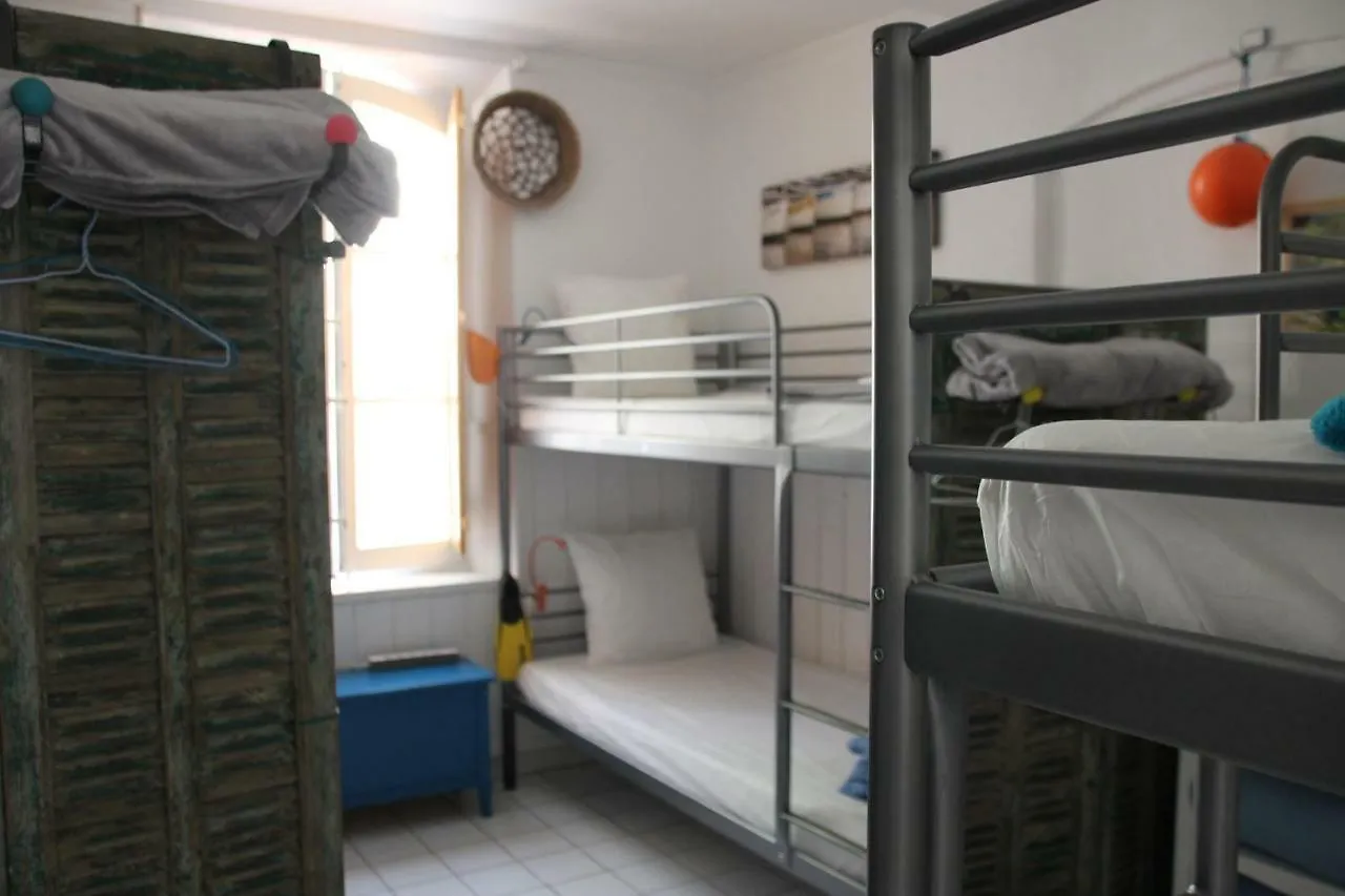 Au Petit Chez Soi Hostel Cassis