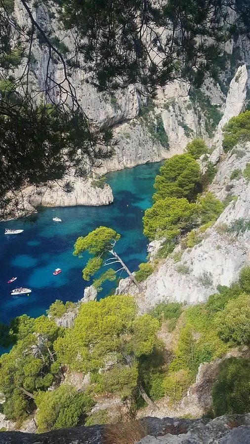 Au Petit Chez Soi Hostel Cassis